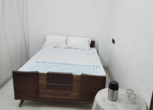 Double Bed Rooms With Air Cooler (Non-AC)